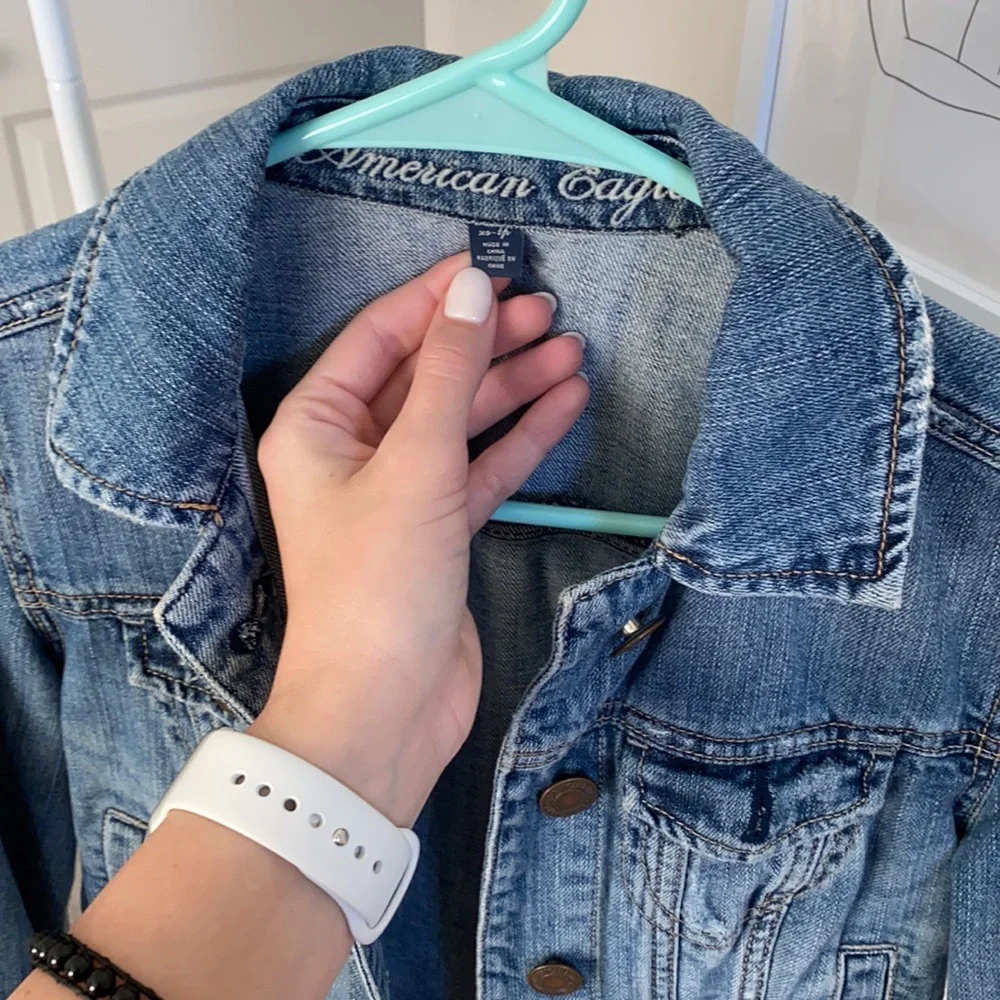 Jean jacket - Picture 2 of 4
